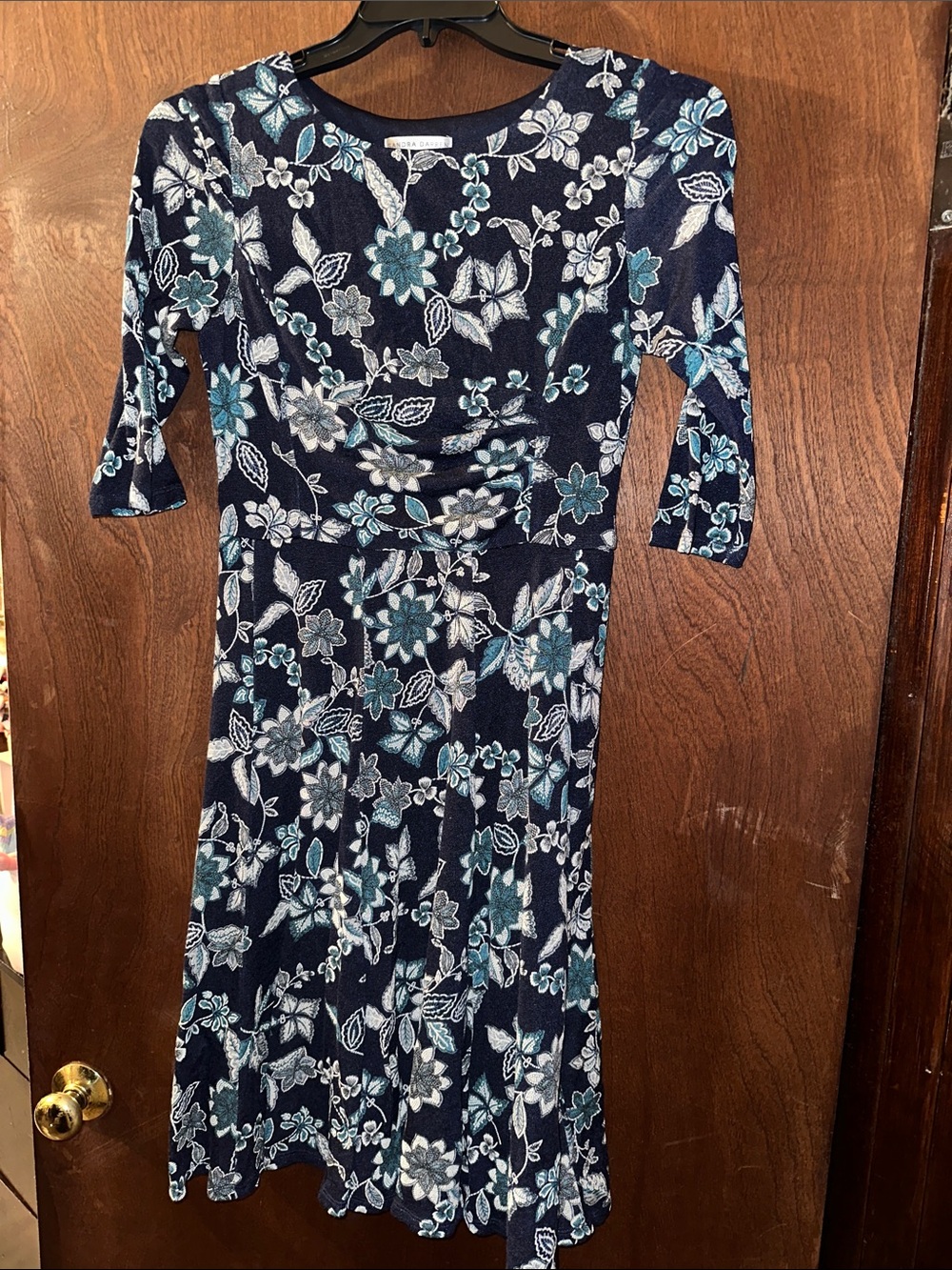 Sandra Darren Navy Floral Midi Dress with Teal Accents 6 ptp17